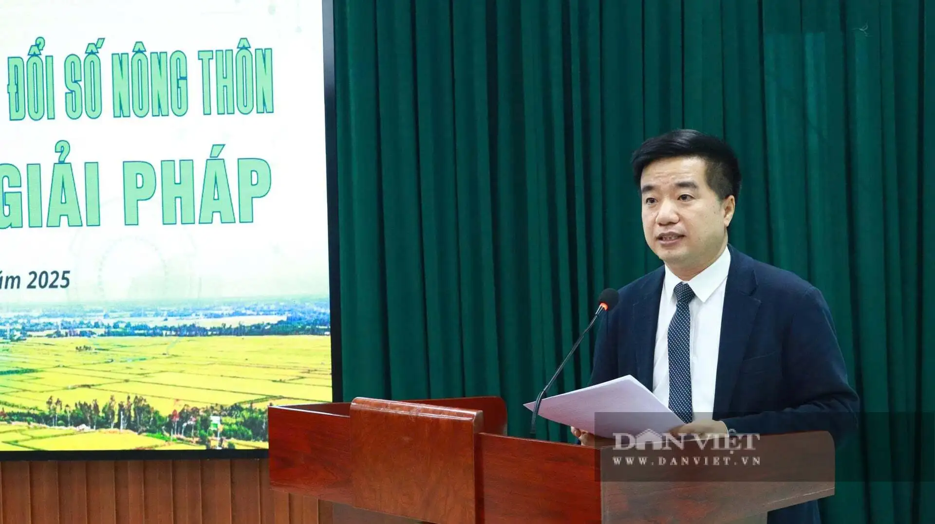 Đã có xã nông thôn mới thông minh, xã thương mại điện tử, chuyển đổi số nông thôn còn cần gì để “chạm” tới nông dân?