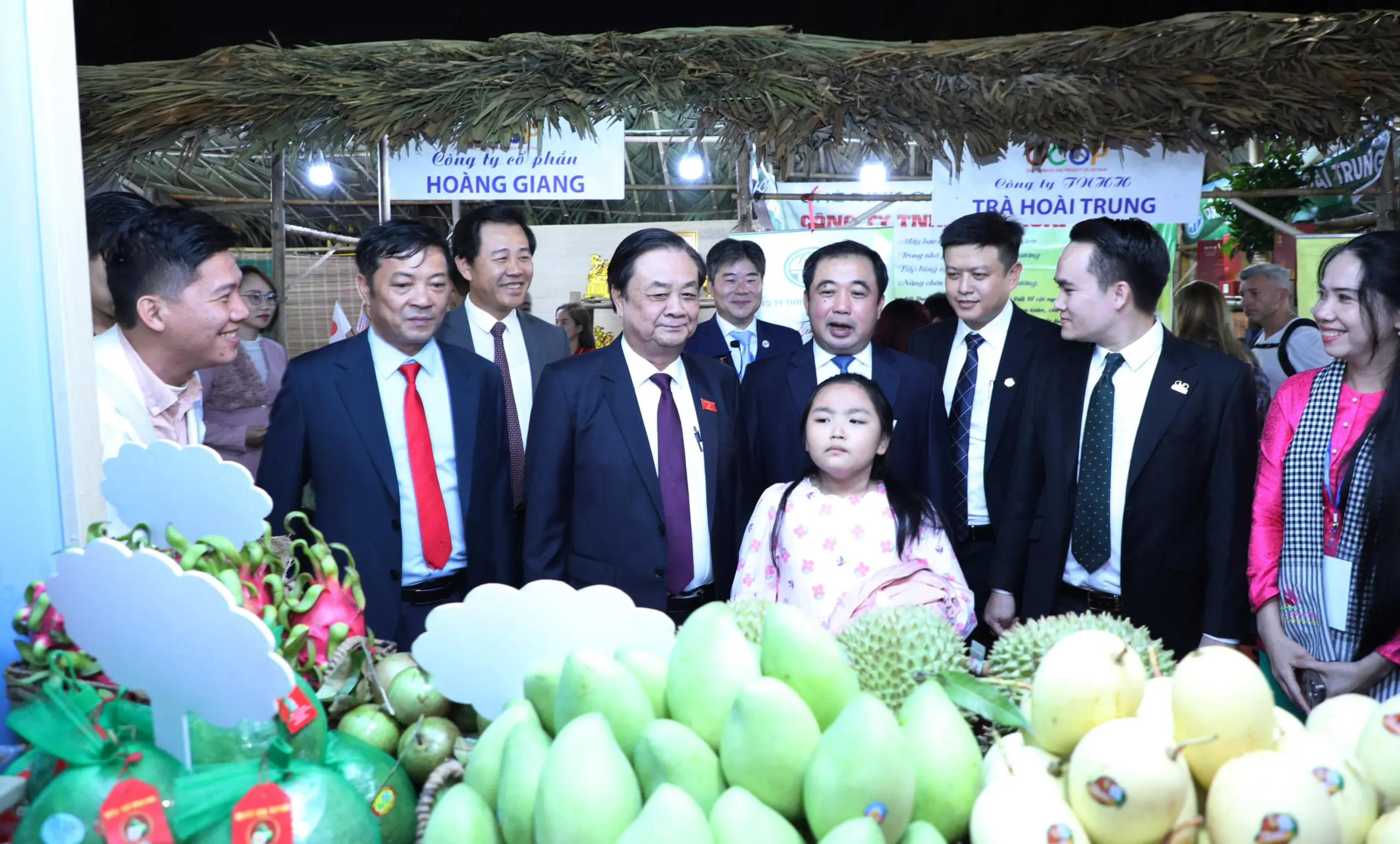 FESTIVAL OCOP VIỆT NAM 2025: Khi những sản vật làng quê thắp sáng Hoàng thành Thăng Long