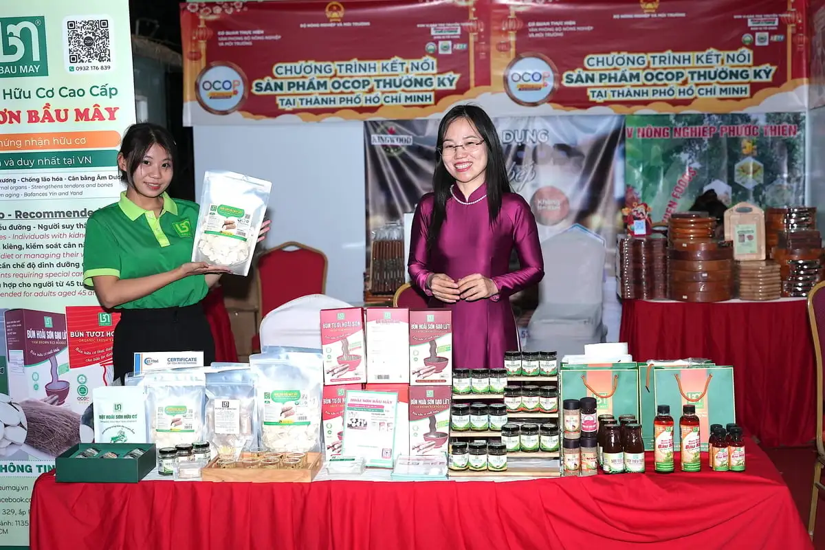 Khai mạc hội chợ ‘Sắc hương OCOP và Tết cổ truyền dân tộc’