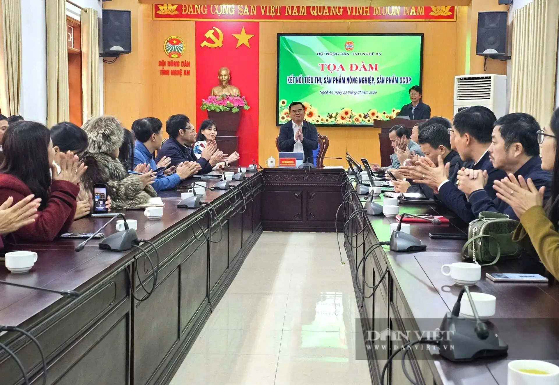 Chuyên gia, nhà quản lý, nhà nông bàn giải pháp “mở chợ” bán nông sản, sản phẩm sao OCOP Nghệ An