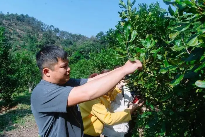 Đẩy mạnh giảm nghèo về thông tin mở đường cho giảm nghèo bền vững nơi biên giới