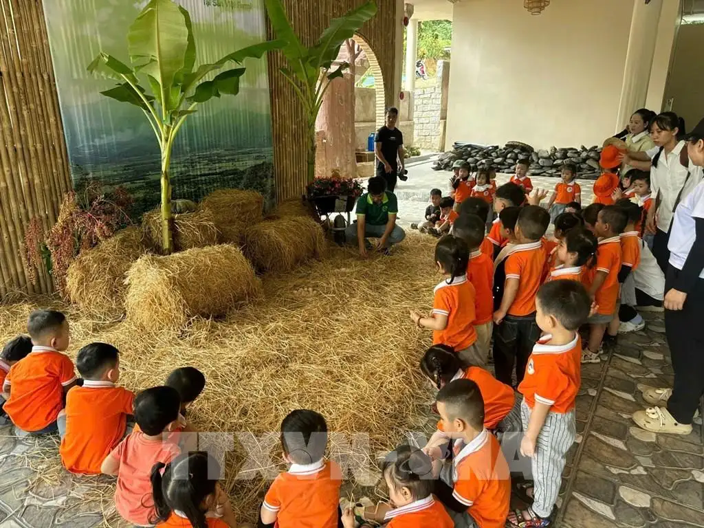 Du lịch Khánh Hòa trong không gian phát triển mới: Quà quê xây nên thương hiệu