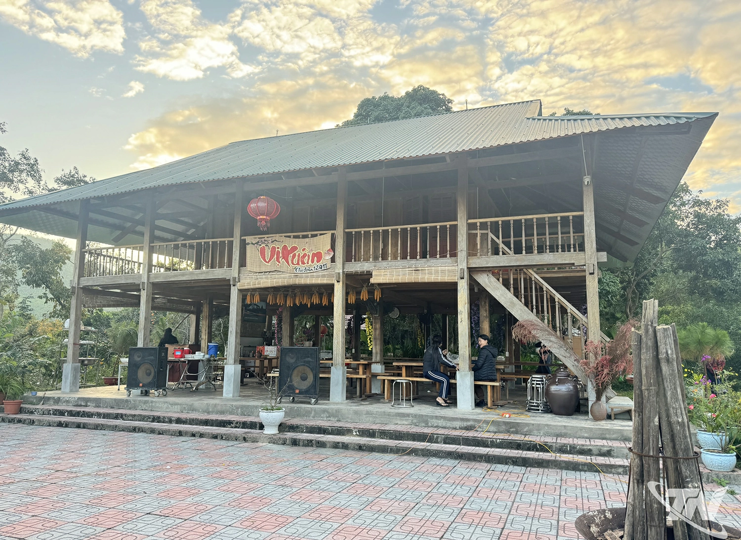 Khai thác thế mạnh trên đất quê hương