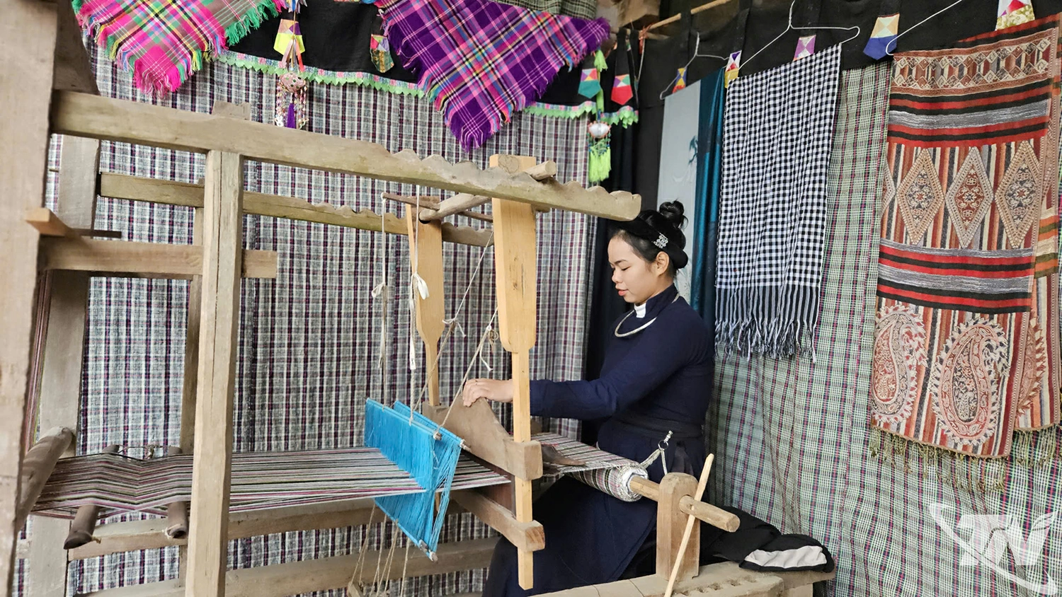 Khởi nghiệp từ văn hóa bản địa