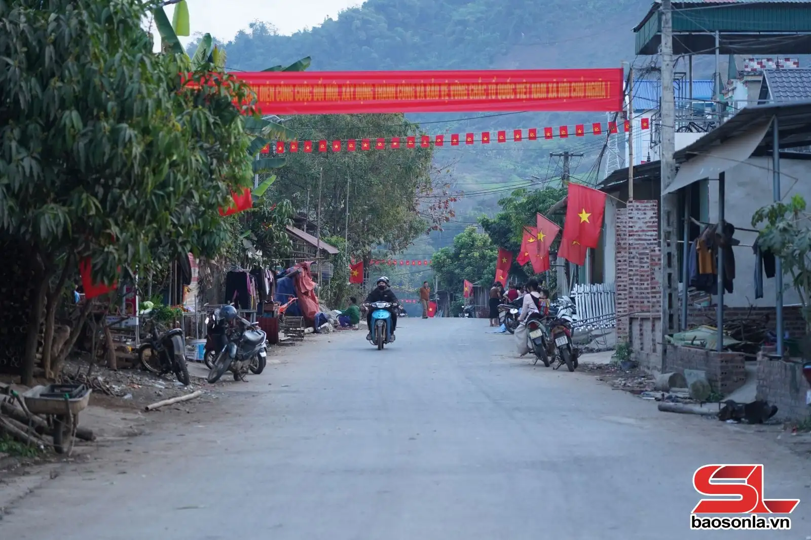 Khơi nguồn lực xây dựng nông thôn mới sau sáp nhập