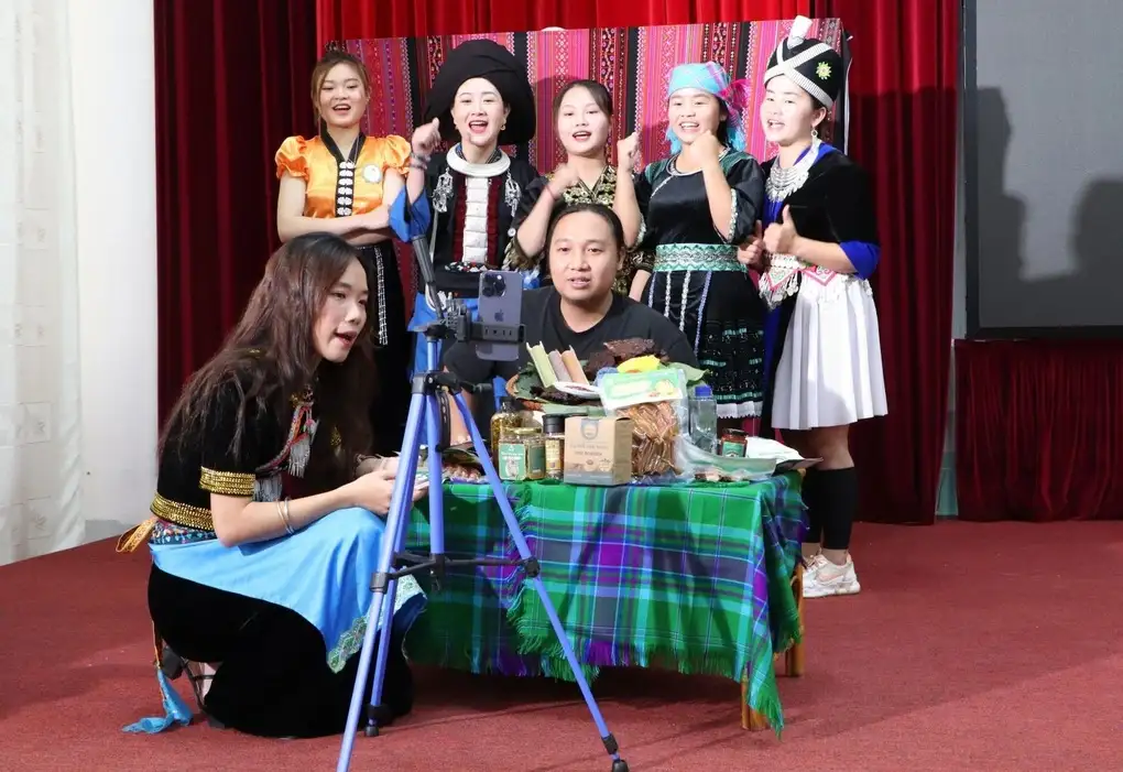 Lai Châu số hóa sản phẩm OCOP: Bước chuyển mình từ vùng cao