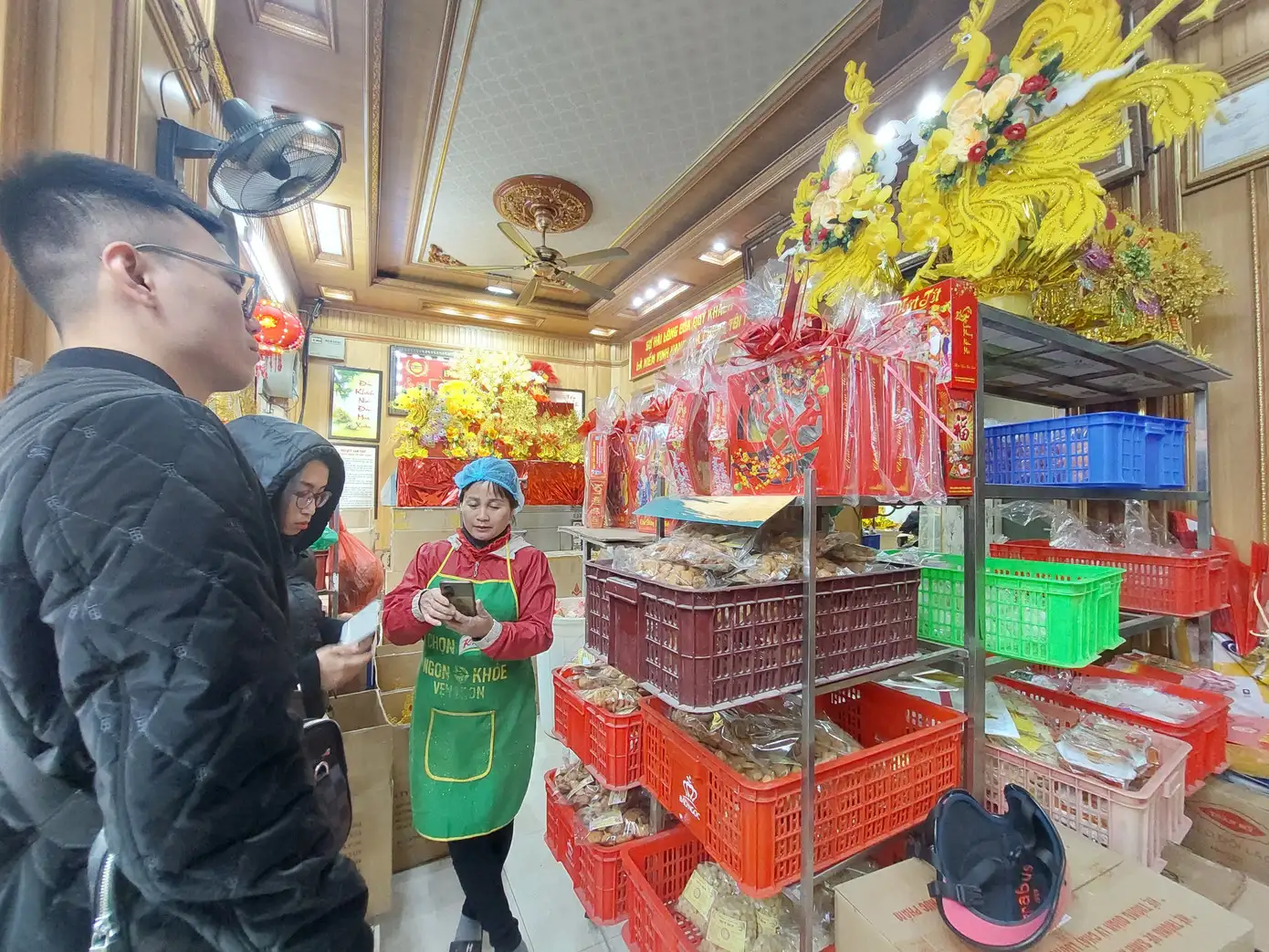 Làng nghề thấp thỏm chờ cú hích sắm Tết