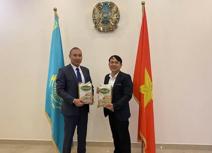 Miến dong làng So đạt OCOP 5 sao, xuất khẩu nhờ làm sạch từ ruộng phơi