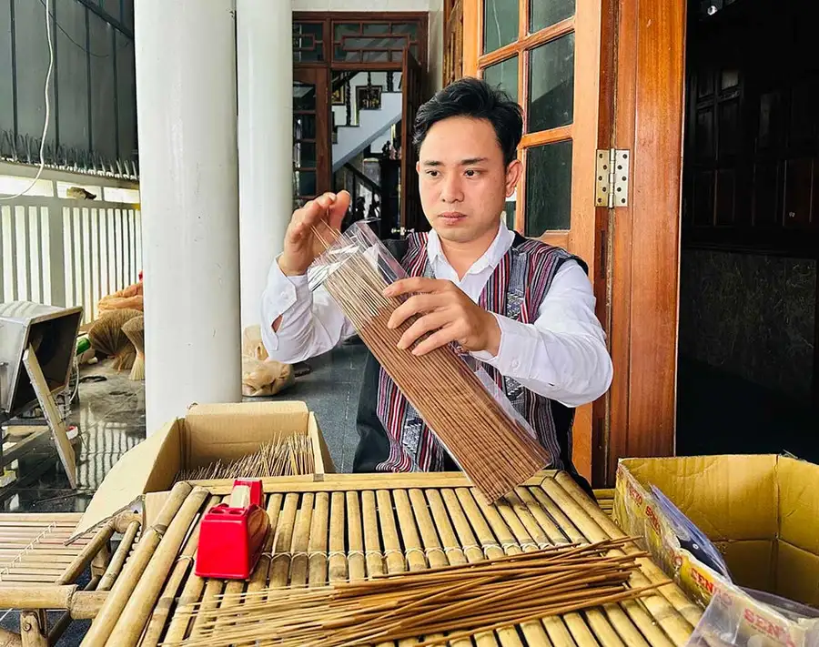 Người trẻ năng động khởi nghiệp trên mảnh đất quê hương