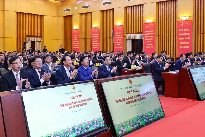 Thủ tướng: Trong kỷ nguyên mới, nông nghiệp vẫn là trụ đỡ nhưng phải đột phá mạnh mẽ hơn