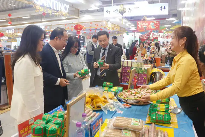 Nghệ An đầu tự hạ tầng chợ và xúc tiến thương mại khu vực miền núi