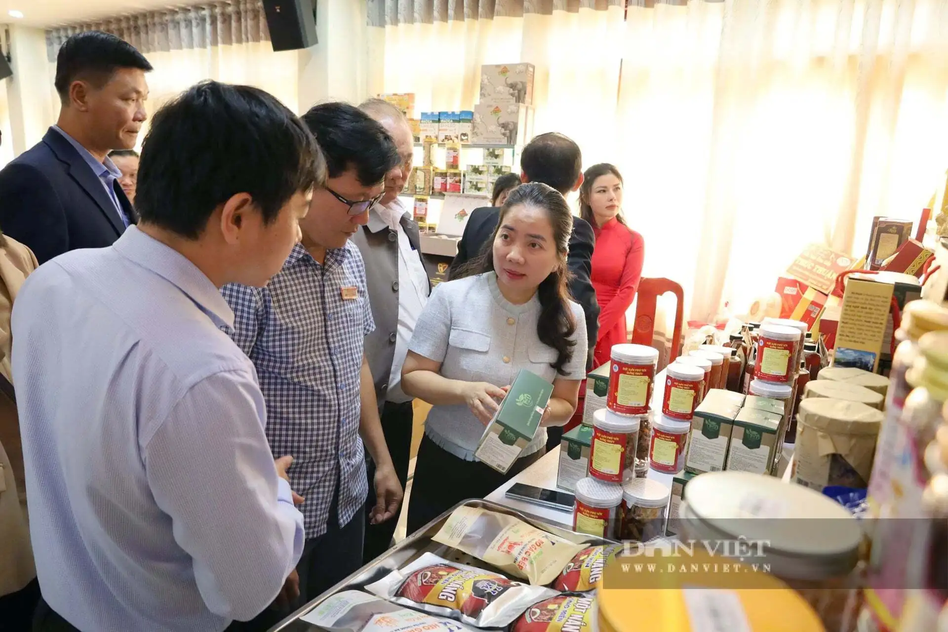 Đặc sản, sản phẩm sao OCOP ở tỉnh Đắk Lắk (gồm Phú Yên trước đây) đủ đầy thị trường, tha hồ mua sắm