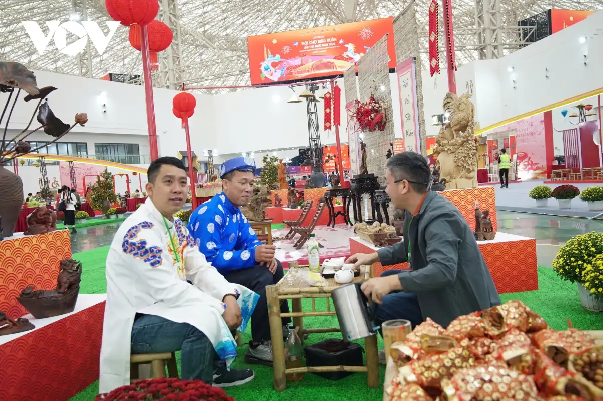 Hội chợ Mùa Xuân: Hà Nội tái hiện không gian “Tết sum vầy”