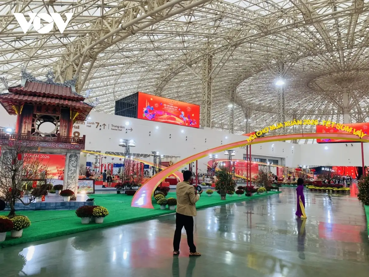 Hội chợ Mùa Xuân: Hà Nội tái hiện không gian “Tết sum vầy”