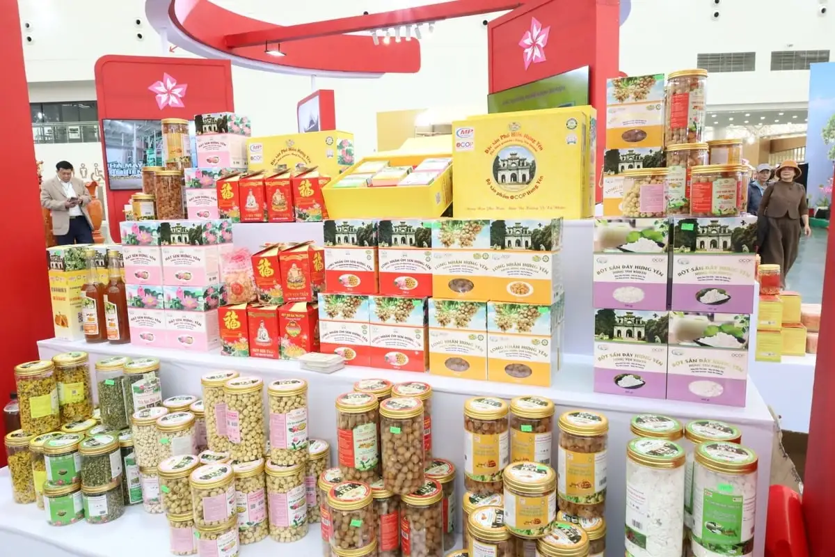 Hội chợ Mùa Xuân: Nông sản sạch lên ngôi, người mua chuộng tiêu dùng xanh