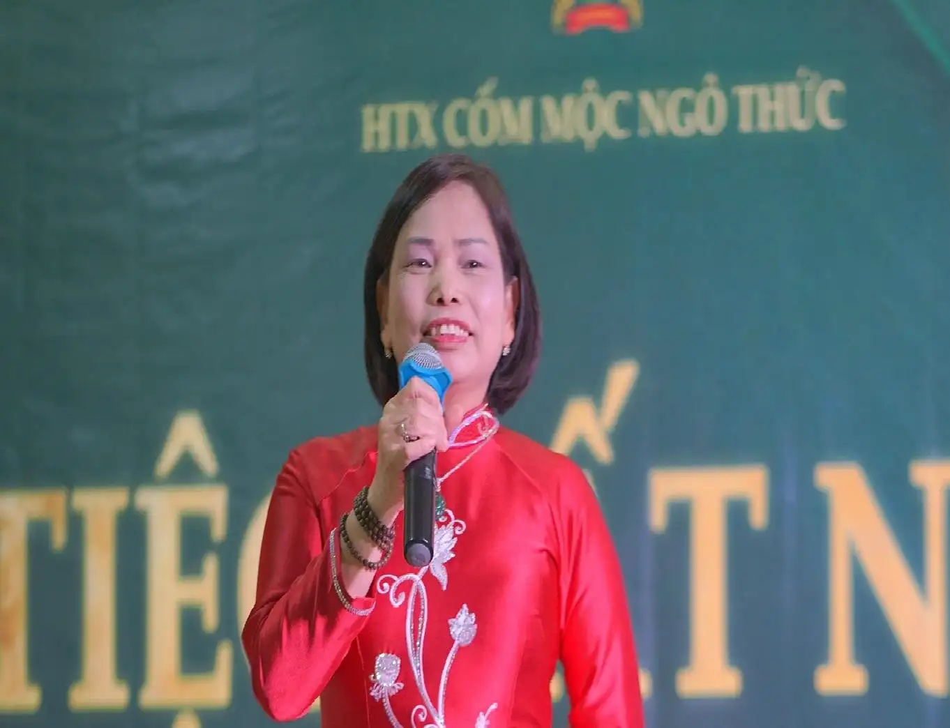 Hợp tác xã Cốm mộc Ngô Thức: Chăm sóc từng hạt lúa non để bảo tồn văn hóa và phát triển bền vững