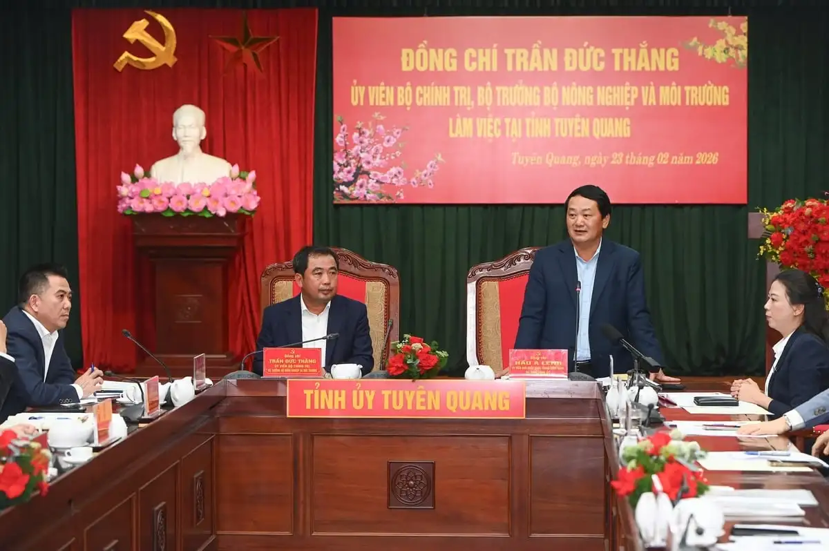 ‘Khi người dân thoát nghèo, tỉnh mới phát triển bền vững’