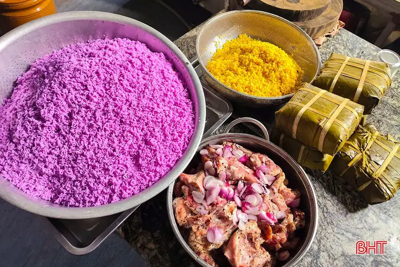 Phụ nữ nông thôn Hà Tĩnh bán hàng Tết trên mạng, chốt đơn tiền tỷ