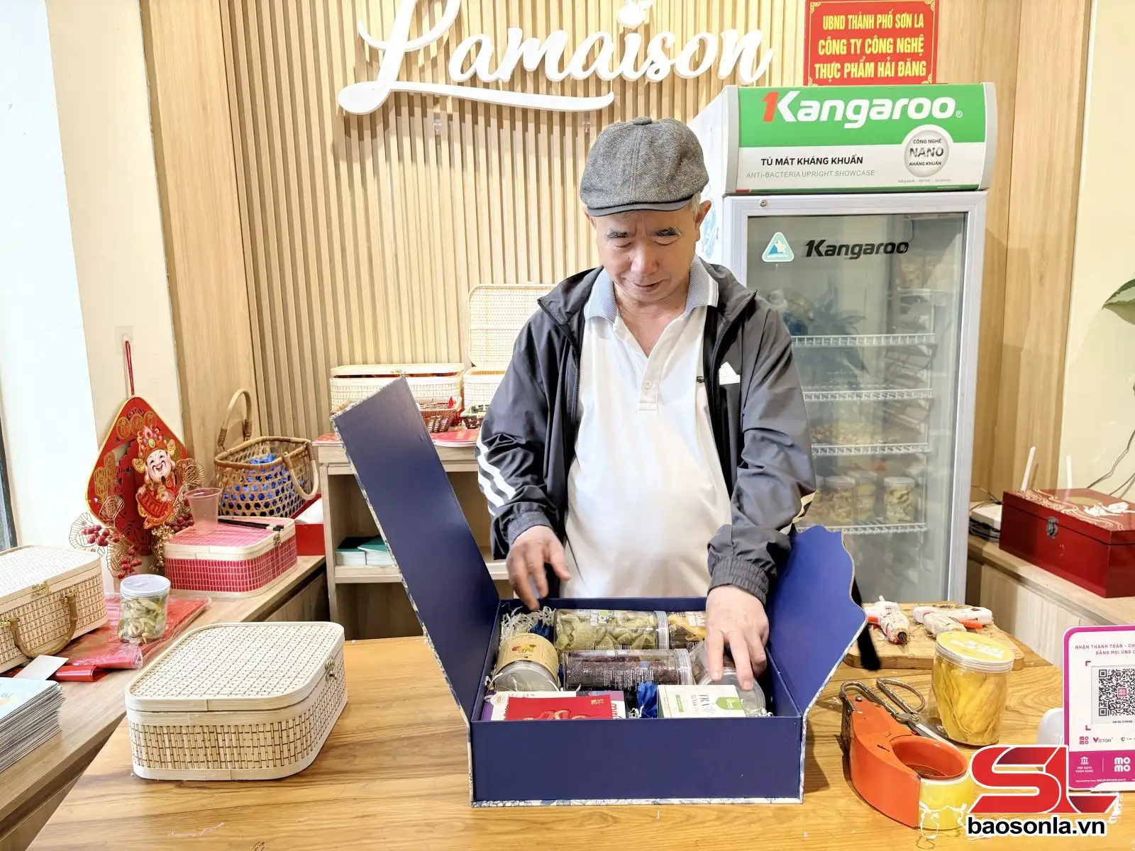 Sản phẩm OCOP “nhập cuộc” thị trường Tết