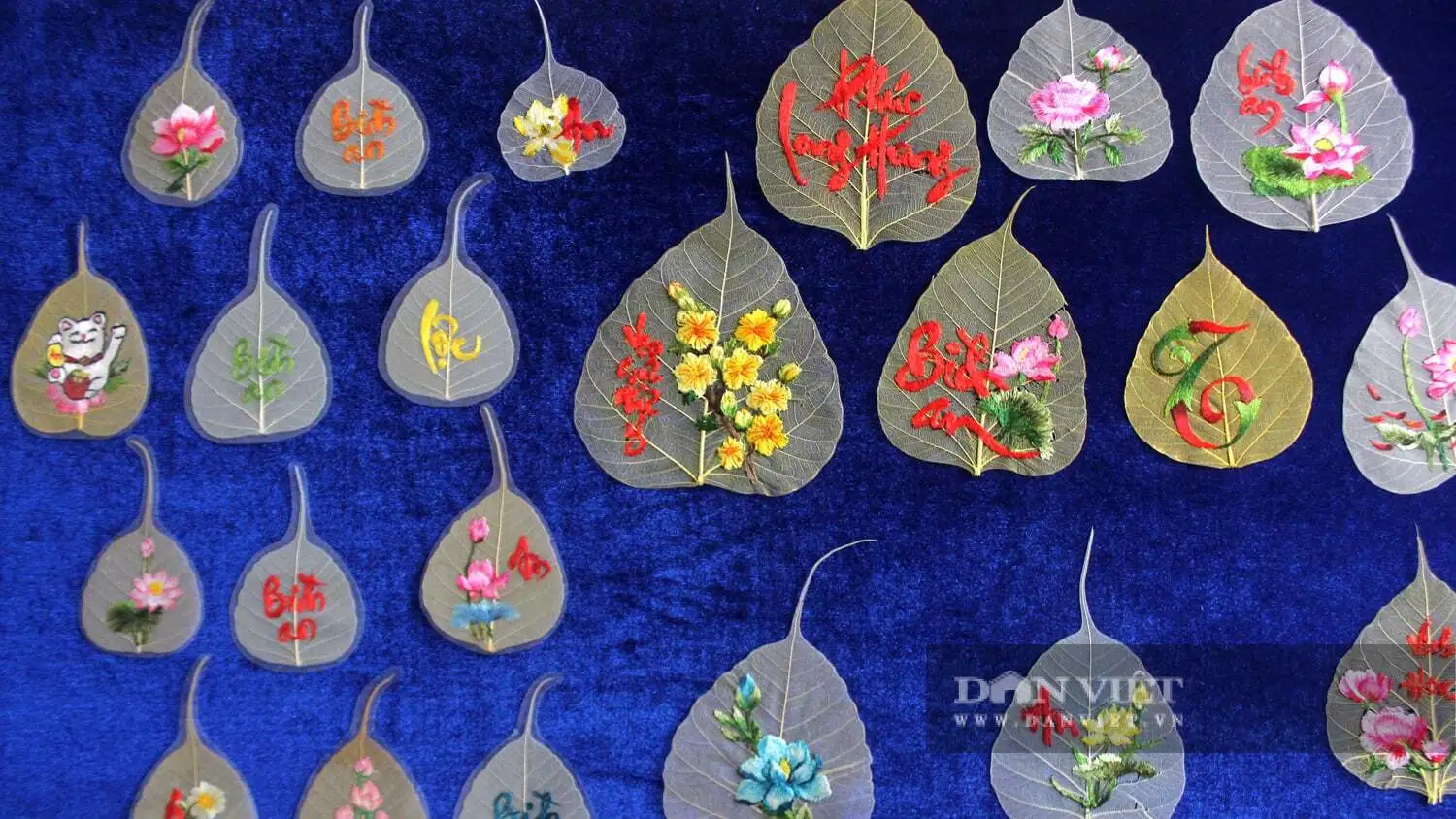 Thêu tranh trên lá bồ đề, người phụ nữ Đồng Nai đã có sản phẩm OCOP 3 sao