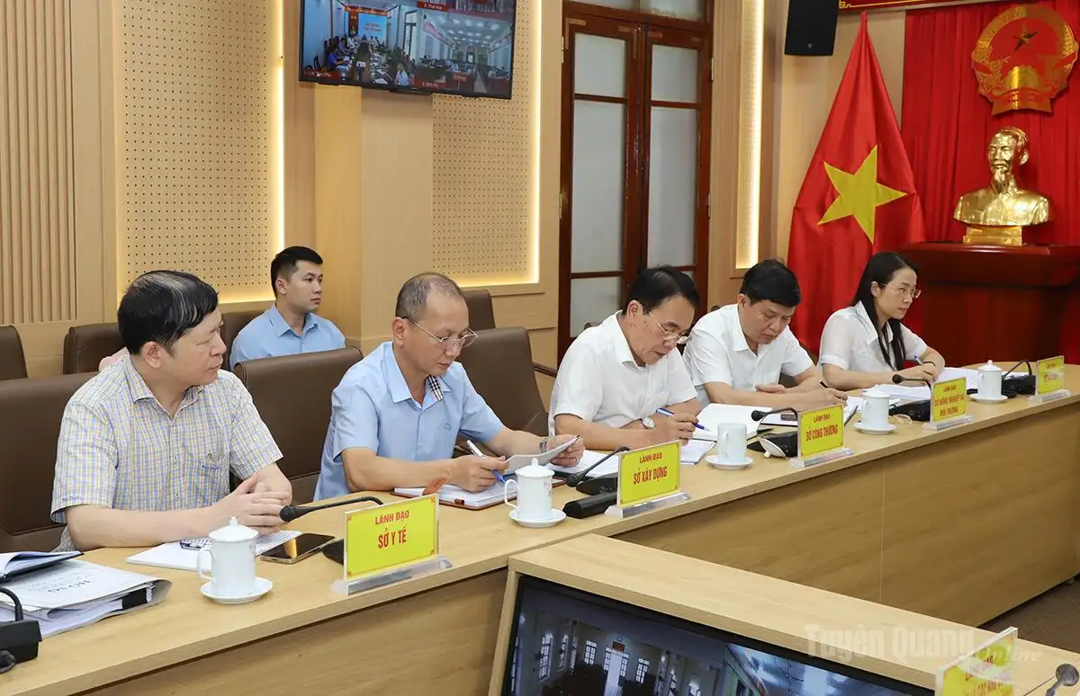 Các xã cần đổi mới tư duy phát triển kinh tế nông nghiệp hàng hóa, chú trọng khâu chế biến sâu và xây dựng thương hiệu