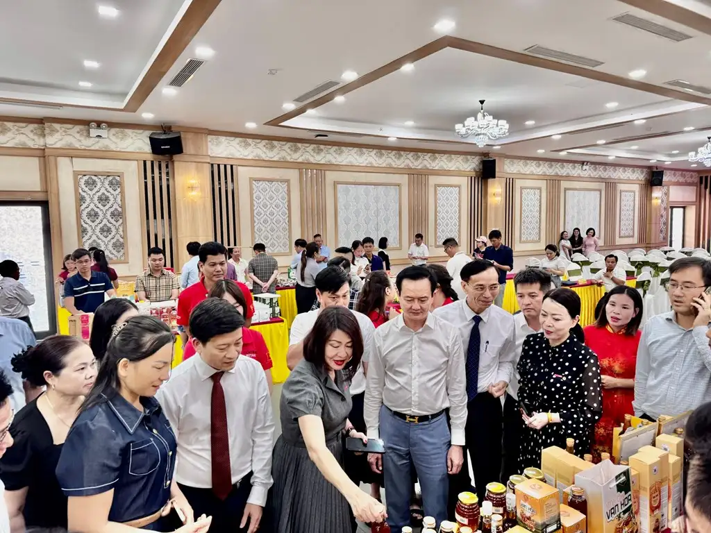 Doanh nghiệp, hợp tác xã của Hà Tĩnh kết nối đưa sản phẩm OCOP vào hệ thống siêu thị GO!