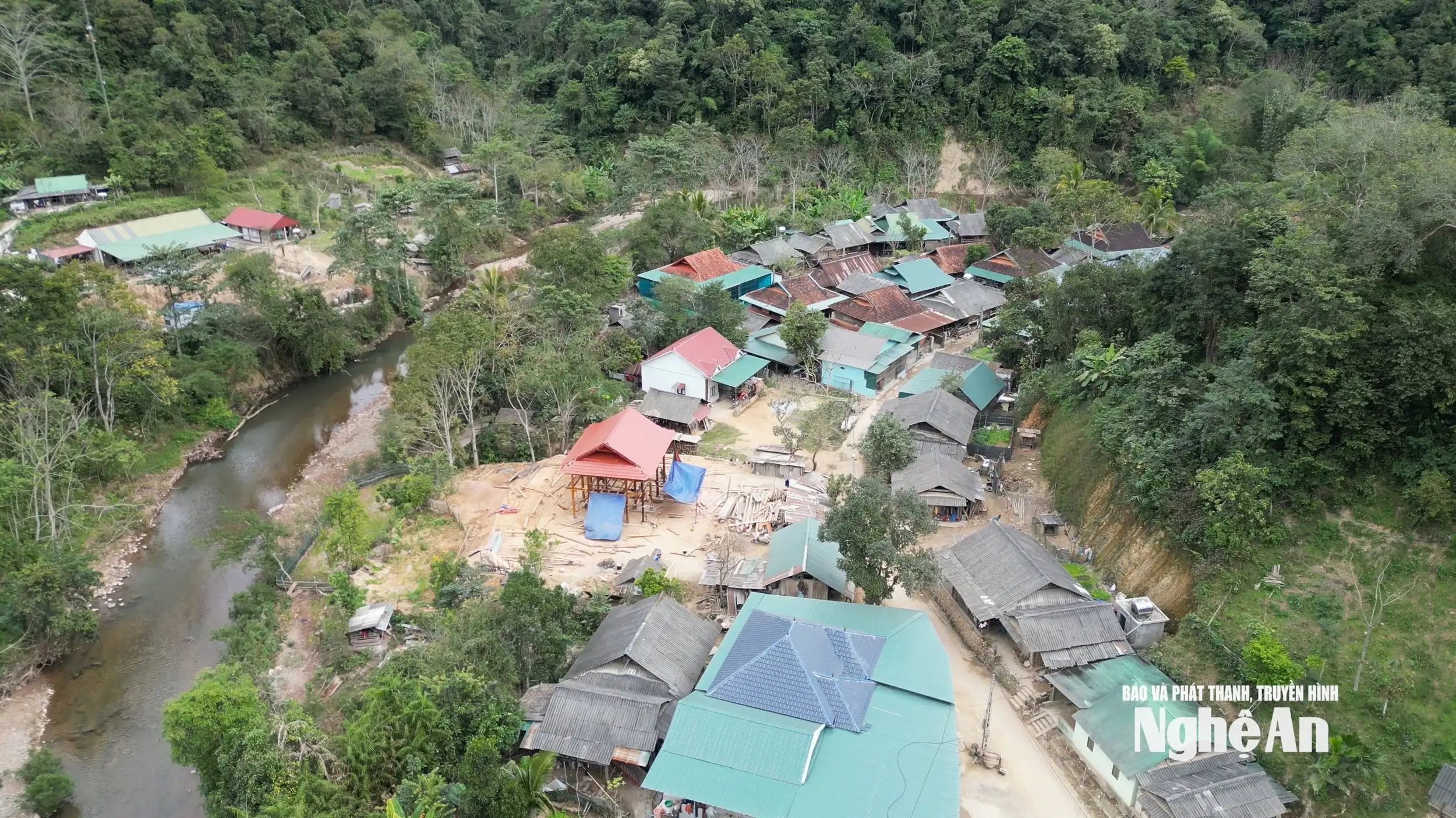 Giữ nghề nơi đất khó – khi chính quyền ‘thắp lửa’ cho dân