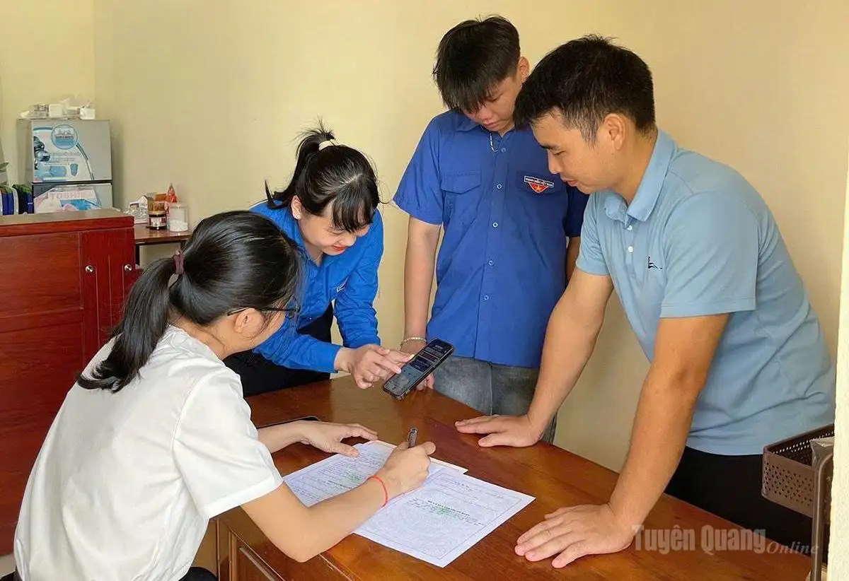 Khát vọng tuổi trẻ