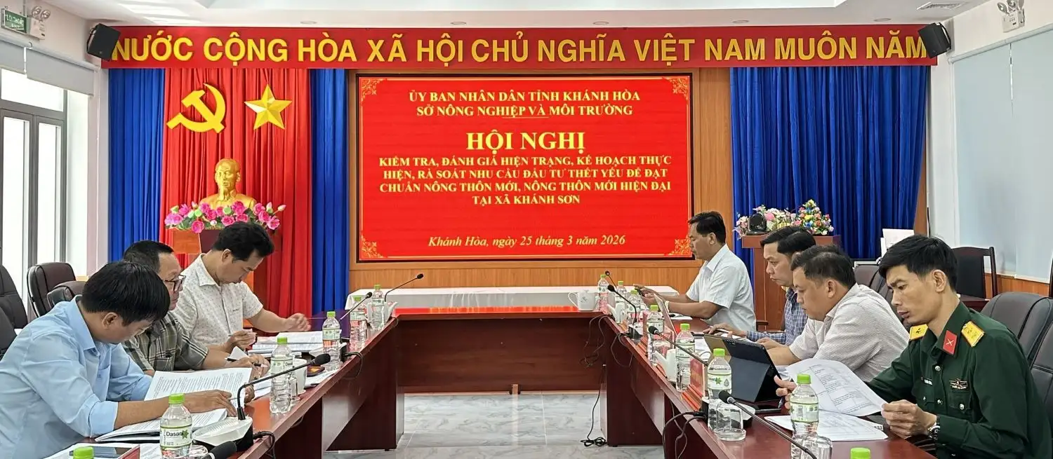 Kiểm tra tiến độ xây dựng nông thôn mới tại xã Khánh Sơn
