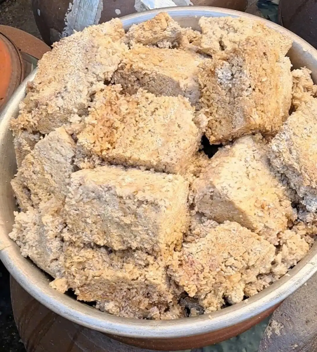 Kỳ công quy trình tạo nên thứ tương “ba tầng” nổi danh đất Nghệ