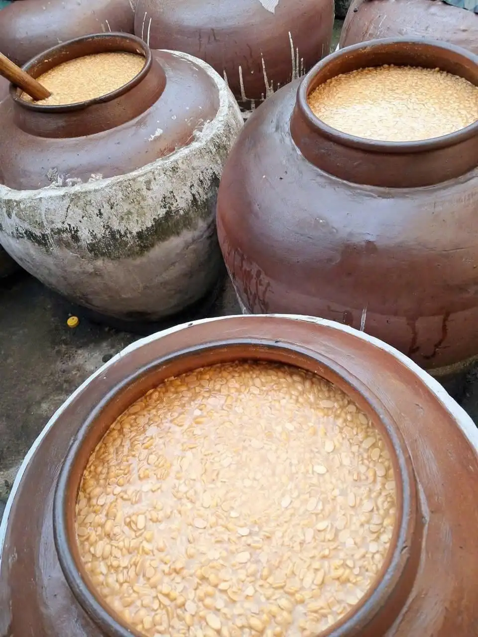 Kỳ công quy trình tạo nên thứ tương “ba tầng” nổi danh đất Nghệ