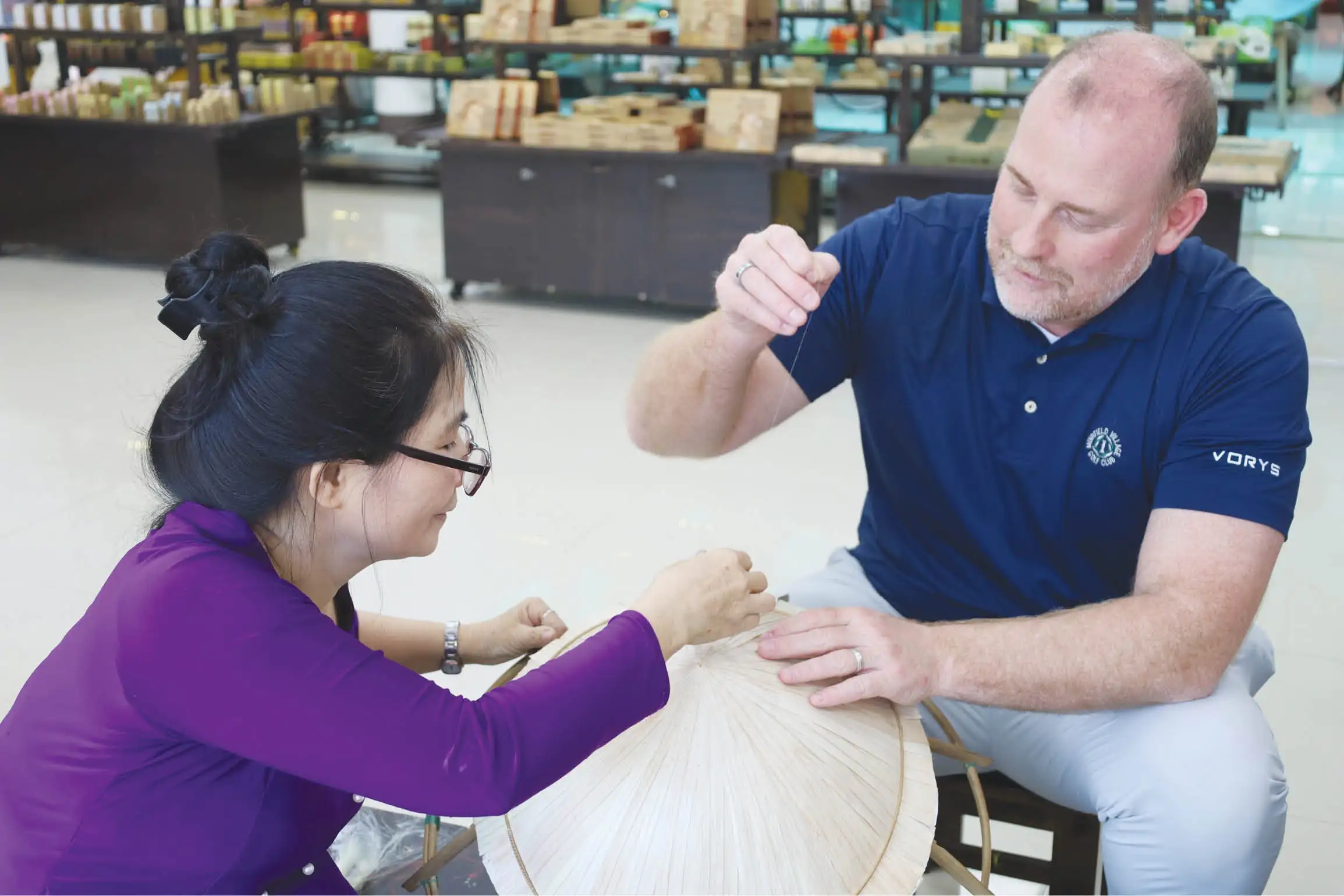 Liên kết sản phẩm du lịch theo gói, quảng bá đặc sản địa phương