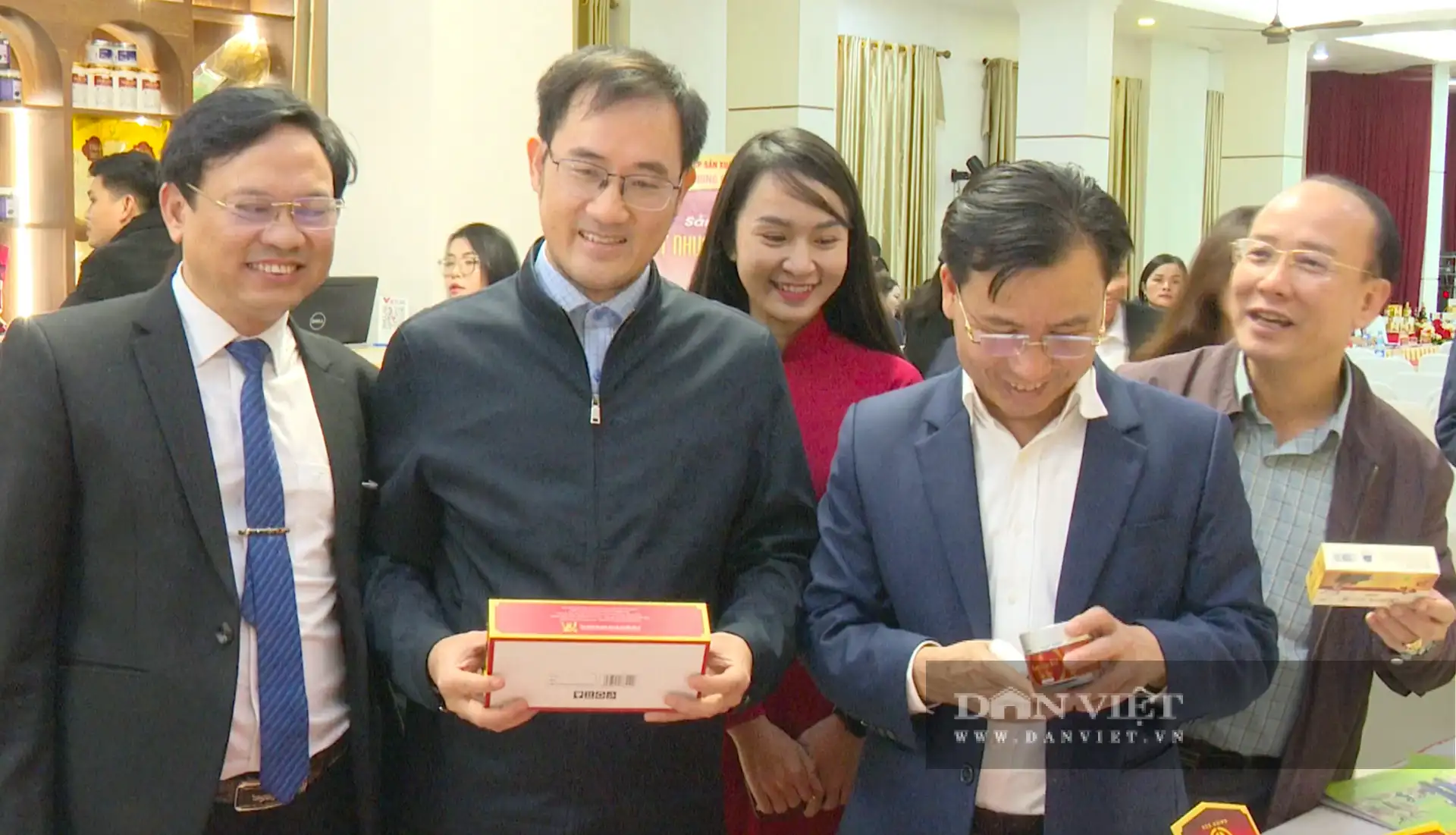 Sản phẩm đạt chuẩn 4 sao OCOP ở Hà Tĩnh, cầm chắc “tấm vé thông hành” ra “chợ quốc gia”