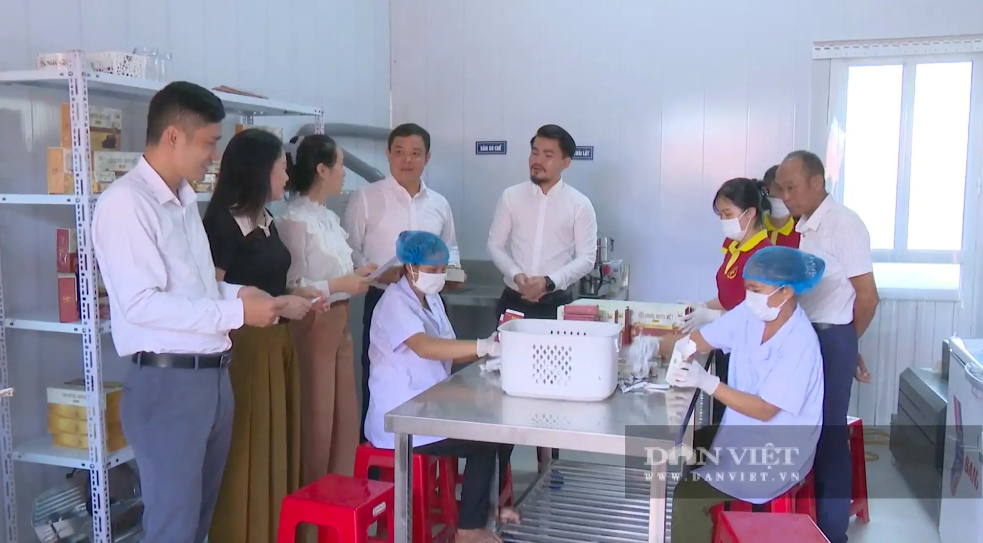 Sản phẩm đạt chuẩn 4 sao OCOP ở Hà Tĩnh, cầm chắc “tấm vé thông hành” ra “chợ quốc gia”