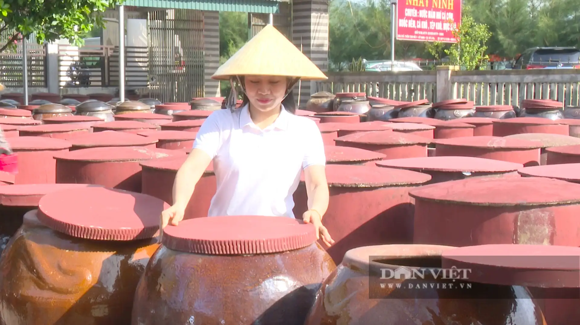 Sản phẩm đạt chuẩn 4 sao OCOP ở Hà Tĩnh, cầm chắc “tấm vé thông hành” ra “chợ quốc gia”