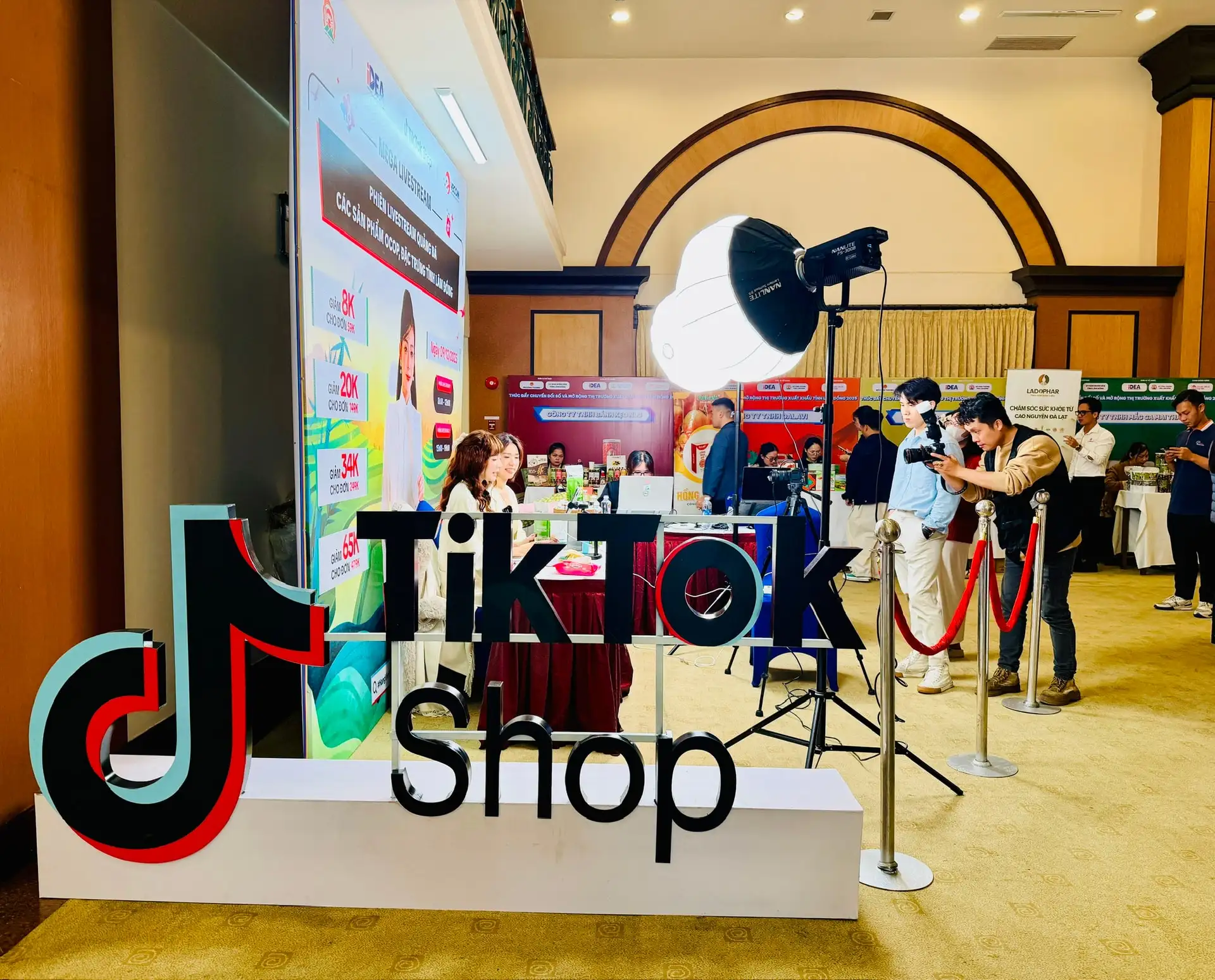 Thương mại điện tử: Đòn bẩy tăng trưởng mới của kinh tế Lâm Đồng