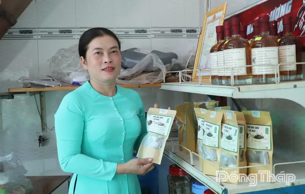 Từ con tép đồng đến sản phẩm OCOP 3 sao