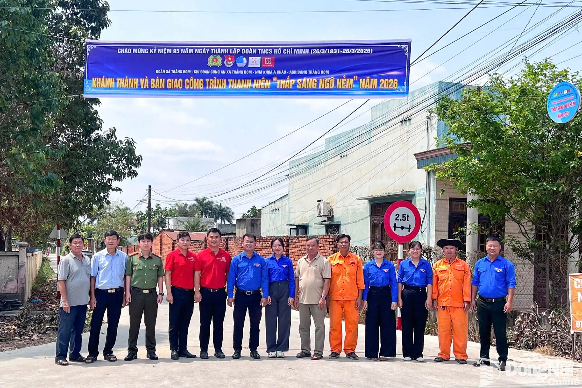 Ý nghĩa những công trình thắp sáng đường quê