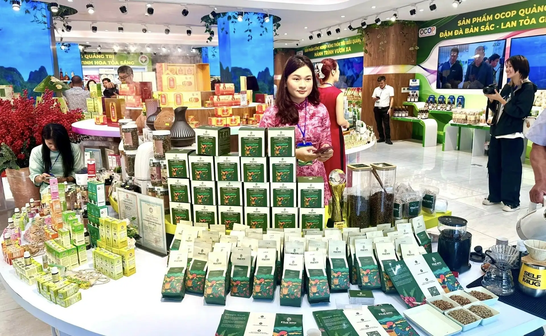 Gia hạn sản phẩm OCOP và những “nút thắt” cần tháo gỡ