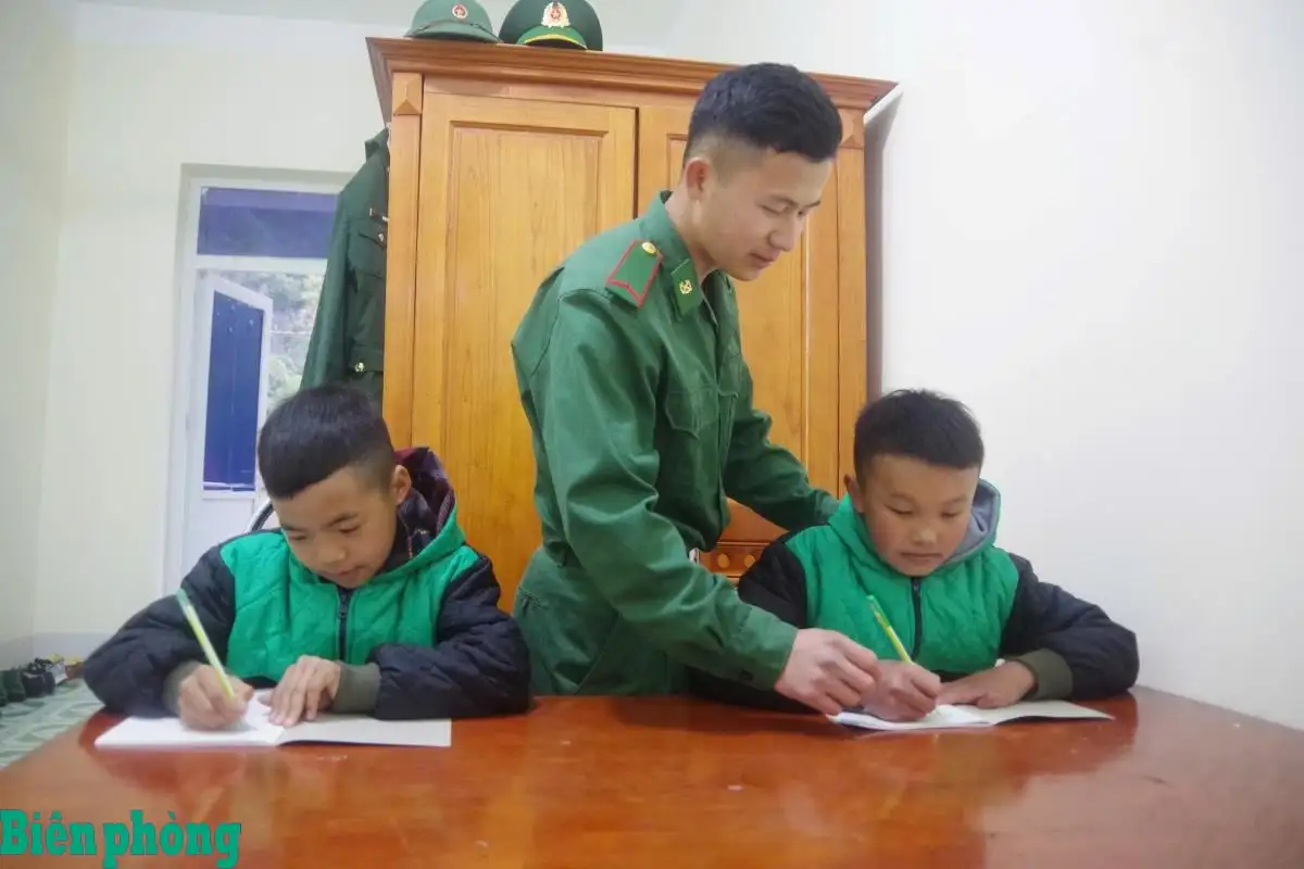Gieo “mầm” no ấm nơi biên cương Tổ quốc