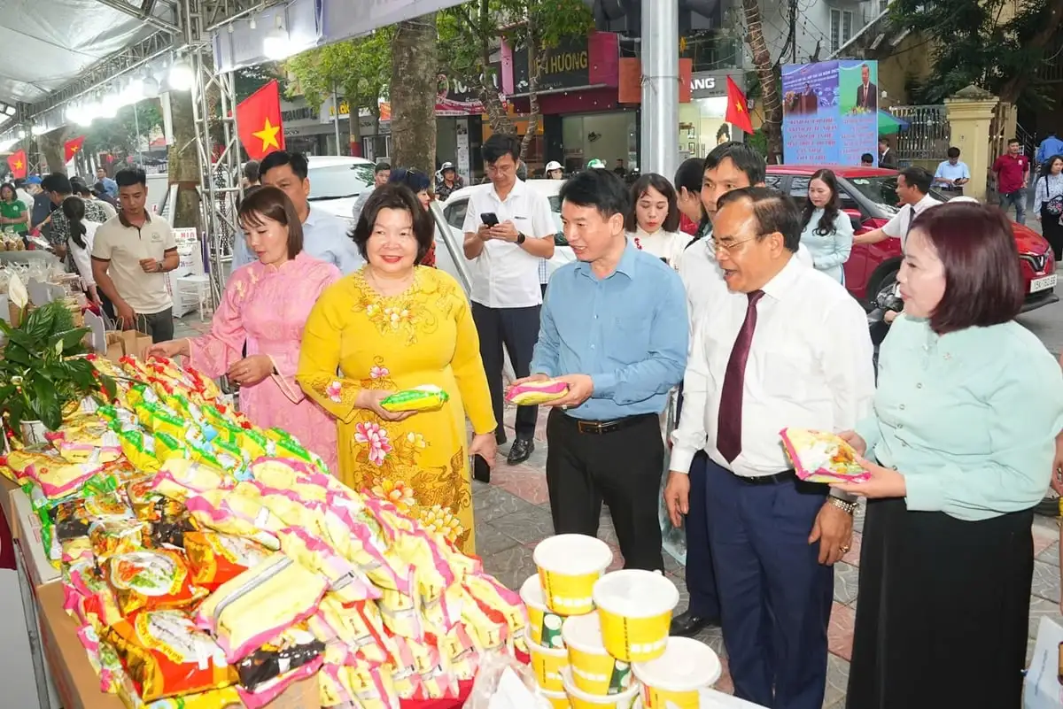 Hàng trăm sản phẩm OCOP quy tụ tại Ngày hội Hợp tác xã