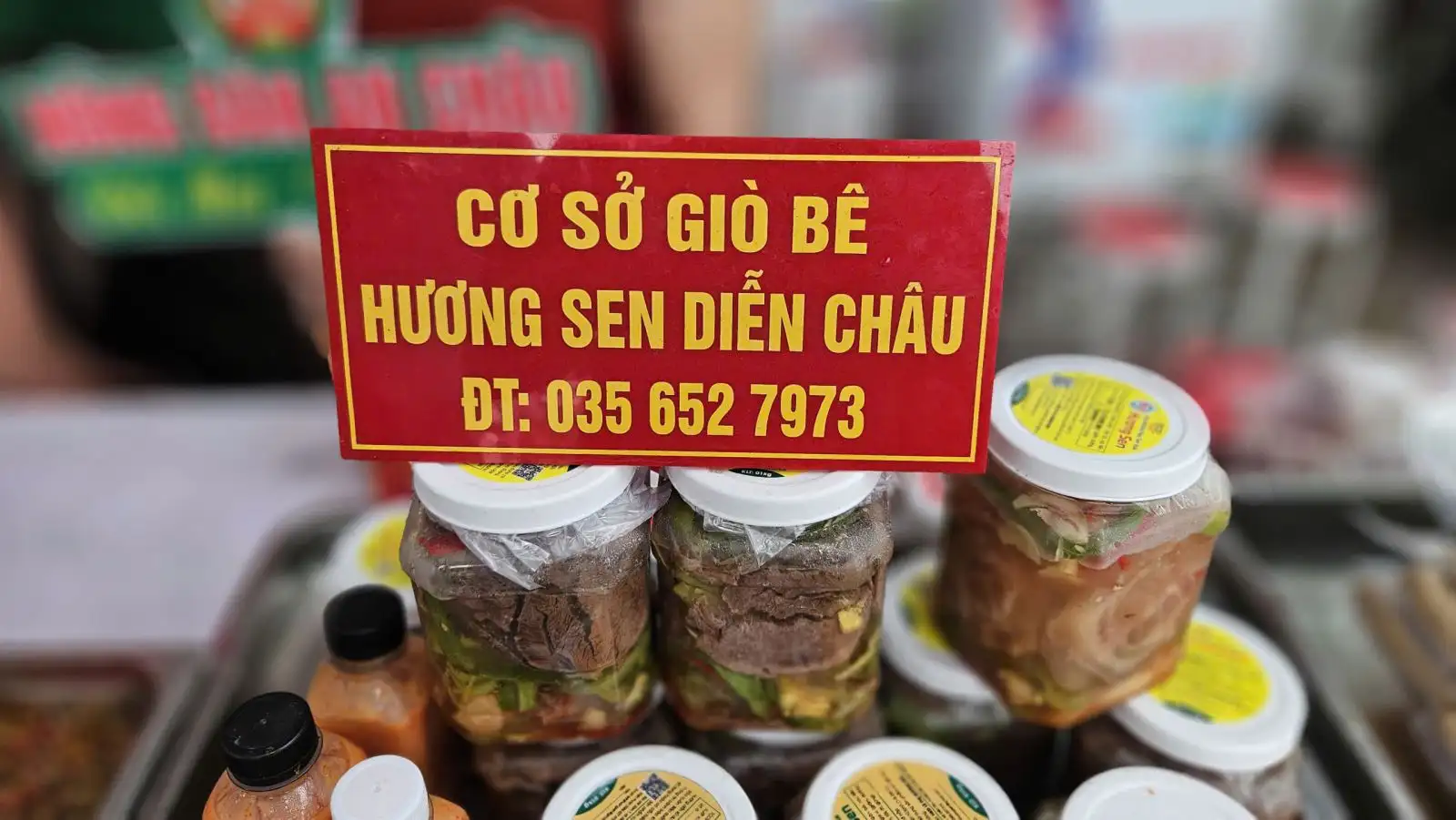 Nhiều sản phẩm OCOP trưng bày tại Lễ hội đền Cuông