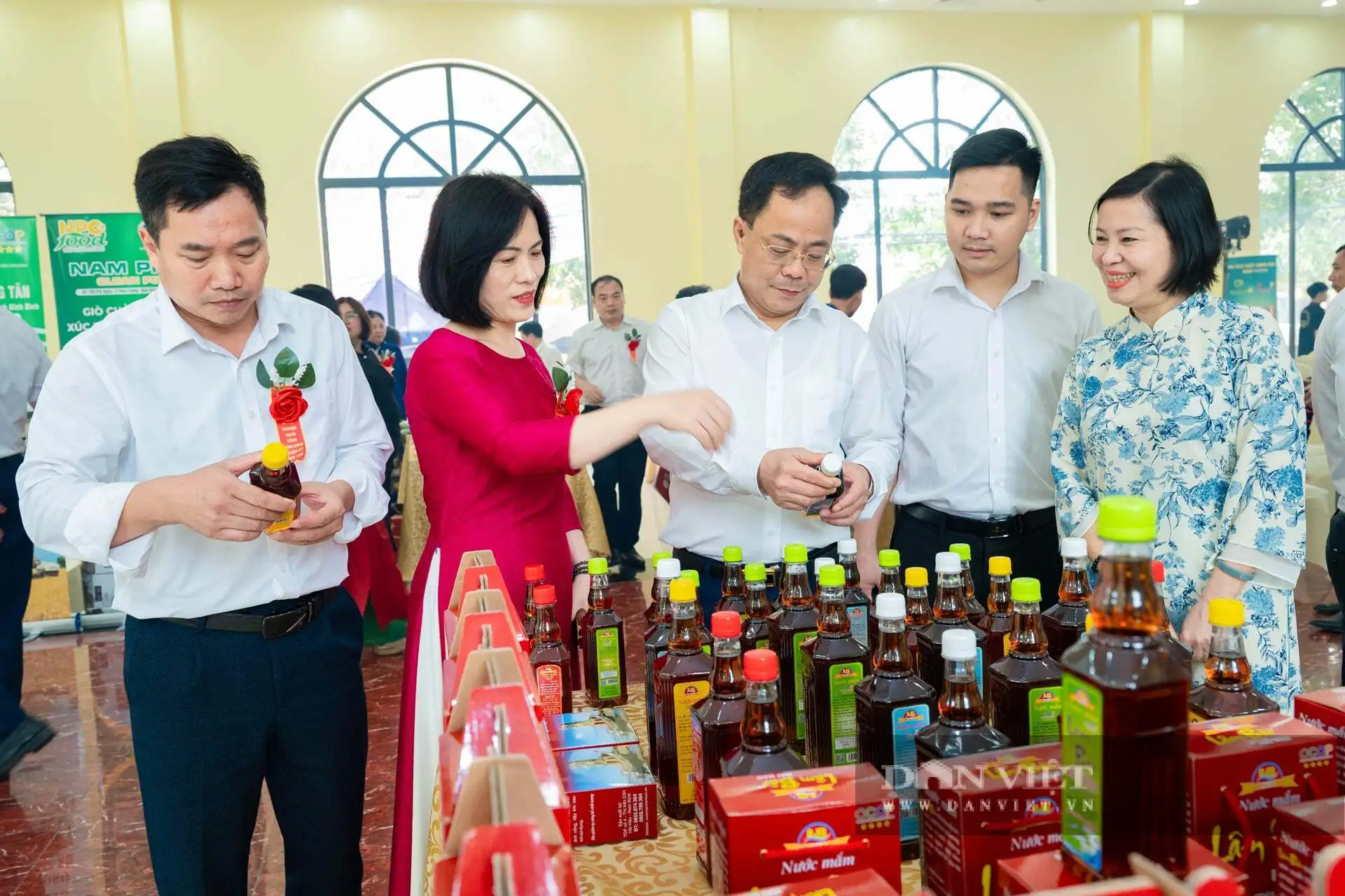 Ninh Bình: Hơn 320 sản phẩm OCOP, đặc sản “hội tụ” tại Chương trình kết nối giao thương ở đường Tràng An 2