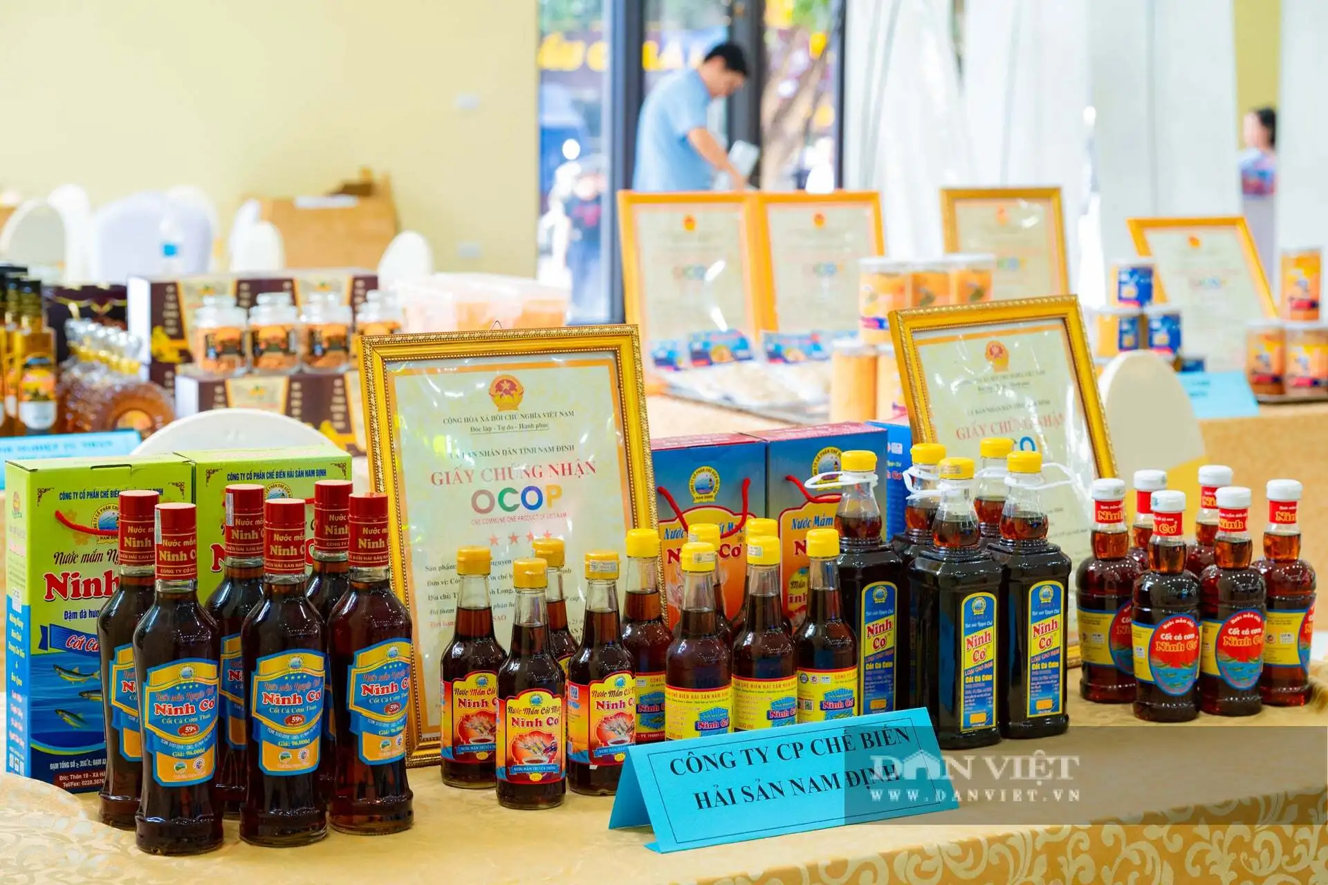 Ninh Bình: Hơn 320 sản phẩm OCOP, đặc sản “hội tụ” tại Chương trình kết nối giao thương ở đường Tràng An 2