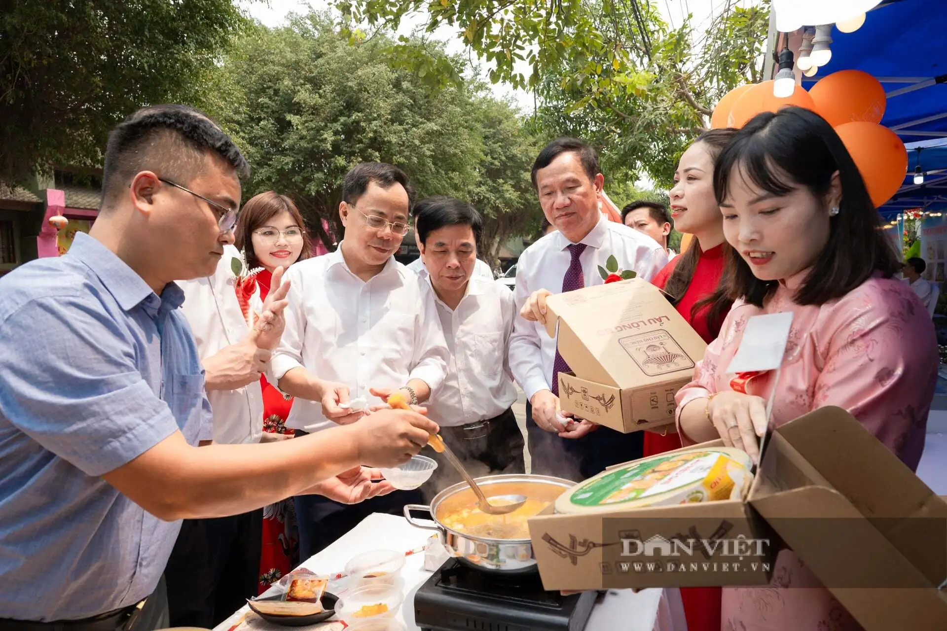 Ninh Bình: Hơn 320 sản phẩm OCOP, đặc sản “hội tụ” tại Chương trình kết nối giao thương ở đường Tràng An 2