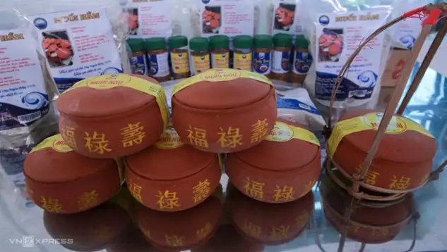 Phát triển sản phẩm OCOP từ các làng nghề muối ở Nghệ An