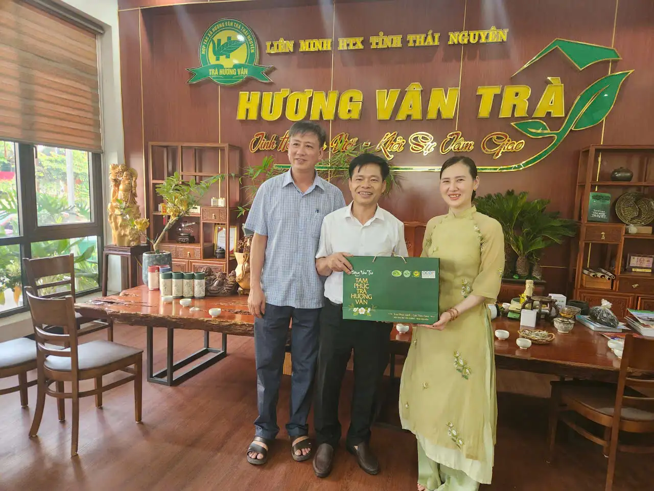 Tổ chức đoàn học tập, trao đổi kinh nghiệm về thực hiện Chương trình mục tiêu quốc gia xây dựng nông thôn mới