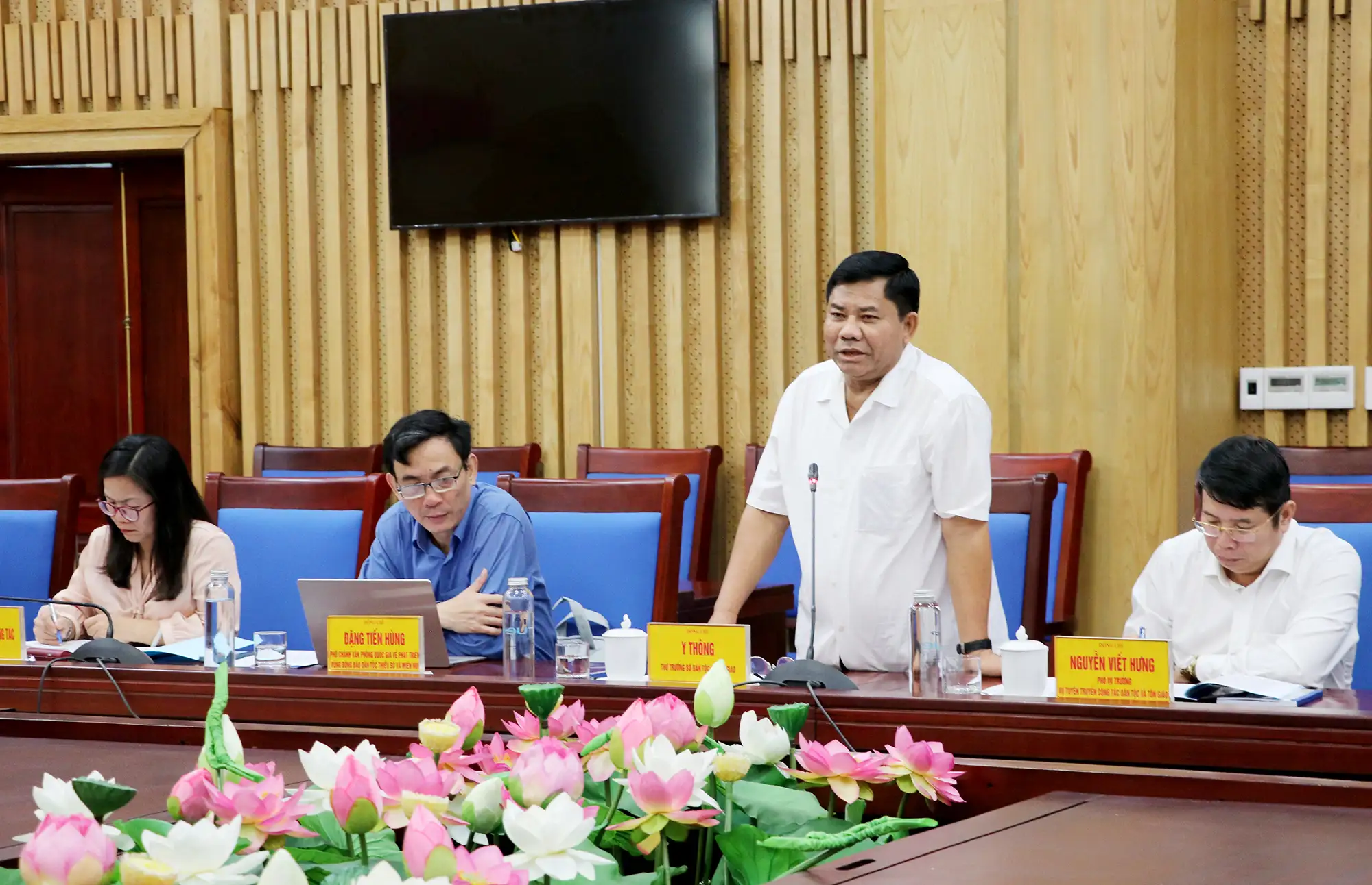 Bộ Dân tộc và Tôn giáo làm việc với UBND tỉnh về tình hình thực hiện các Chương trình mục tiêu quốc gia trên địa bàn