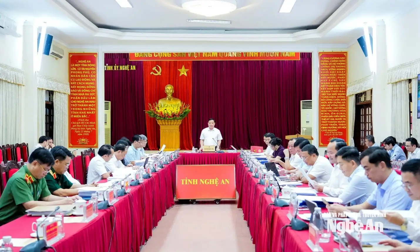 Ban Thường vụ Tỉnh ủy Nghệ An ban hành Chỉ thị về đẩy mạnh thực hiện Chương trình mục tiêu quốc gia xây dựng nông thôn mới, giảm nghèo bền vững và phát triển kinh tế – xã hội vùng đồng bào dân tộc thiểu số và miền núi giai đoạn 2026 – 2030 trên địa bàn tỉnh Nghệ An