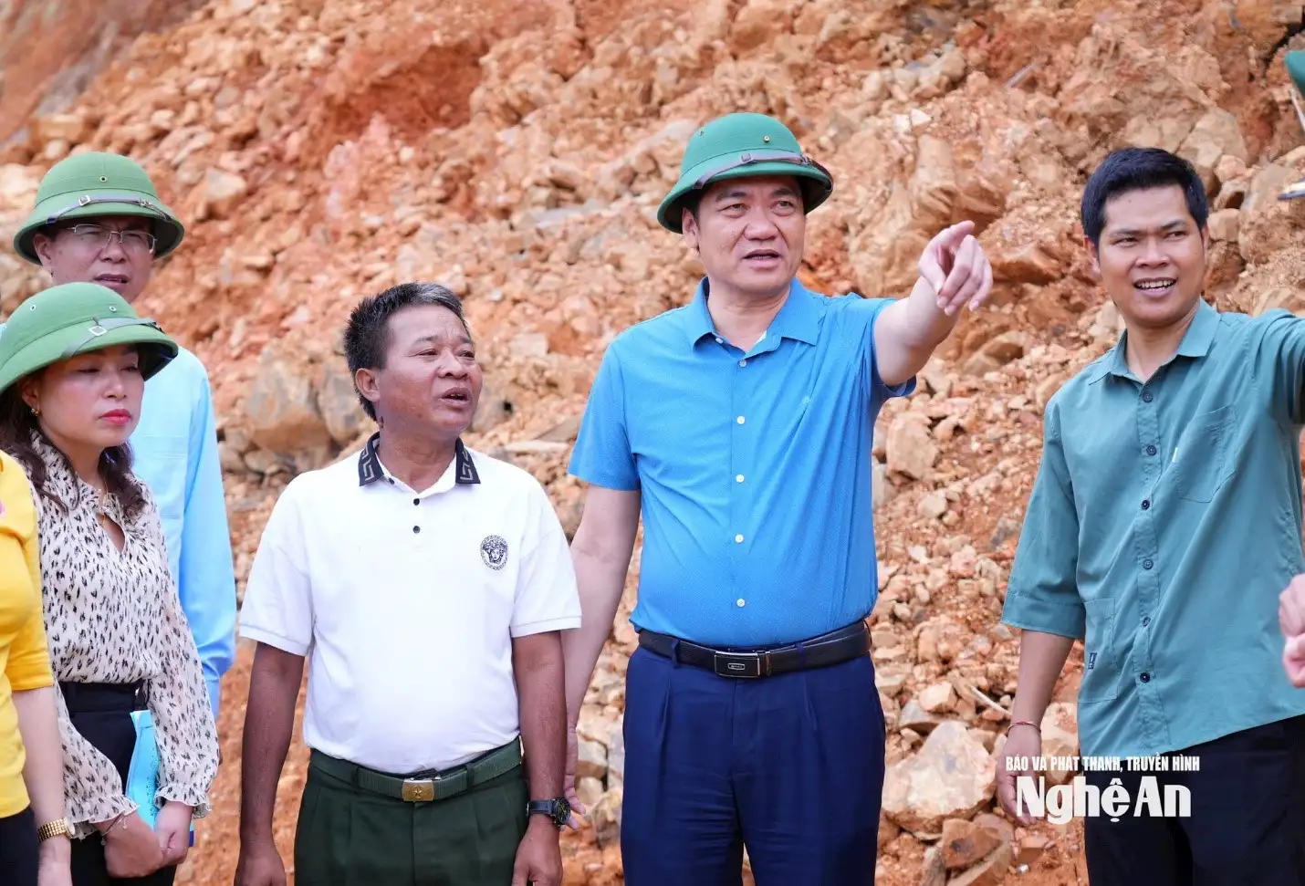 Ban Thường vụ Tỉnh ủy Nghệ An ban hành Chỉ thị về đẩy mạnh thực hiện Chương trình mục tiêu quốc gia xây dựng nông thôn mới, giảm nghèo bền vững và phát triển kinh tế – xã hội vùng đồng bào dân tộc thiểu số và miền núi giai đoạn 2026 – 2030 trên địa bàn tỉnh Nghệ An